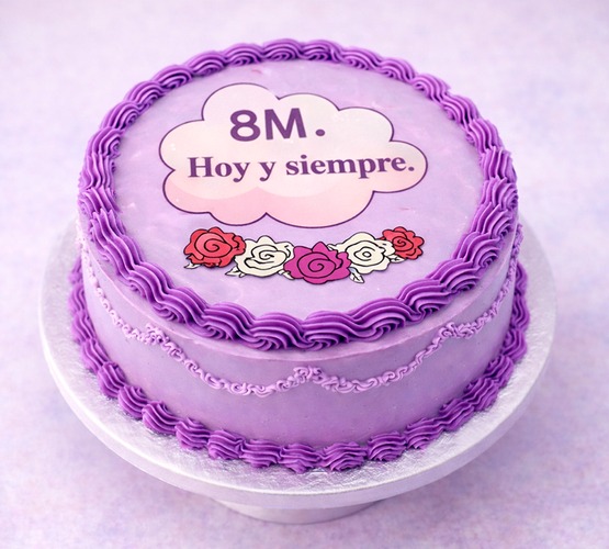 Tarta 8M en Barcelona el detalle lila del Día de la Mujer que emociona