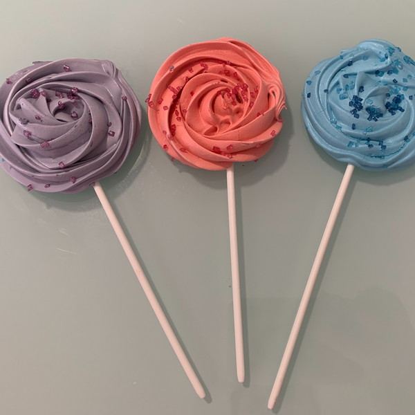 Piruletas de merengue