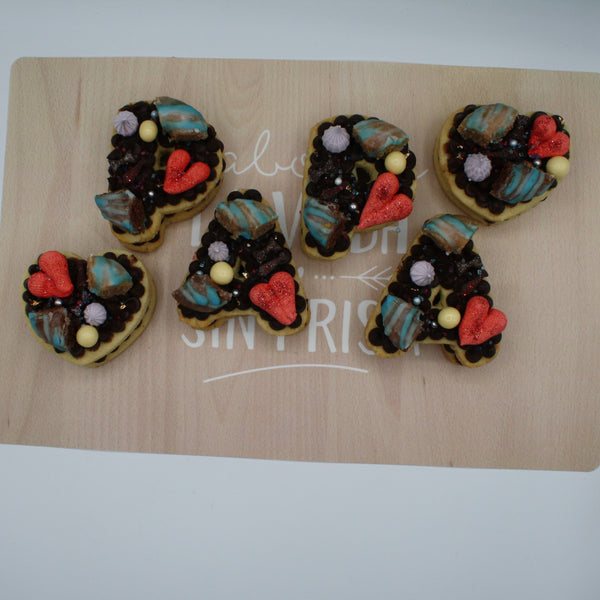 Pastel con inicial PAPA + 2 Corazones 