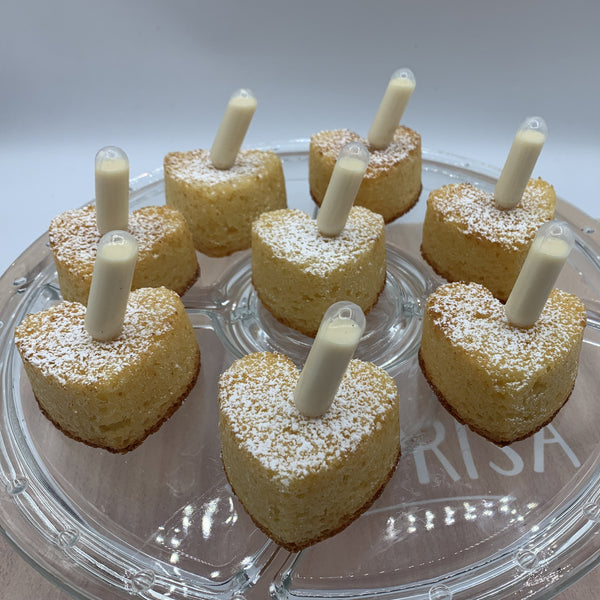 Pastelito de requesón y pipeta con vainilla individual