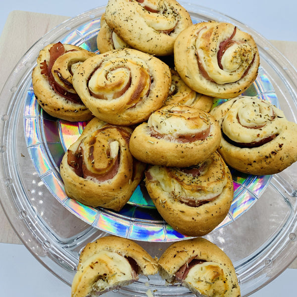 Rollos de jamón dulce y queso