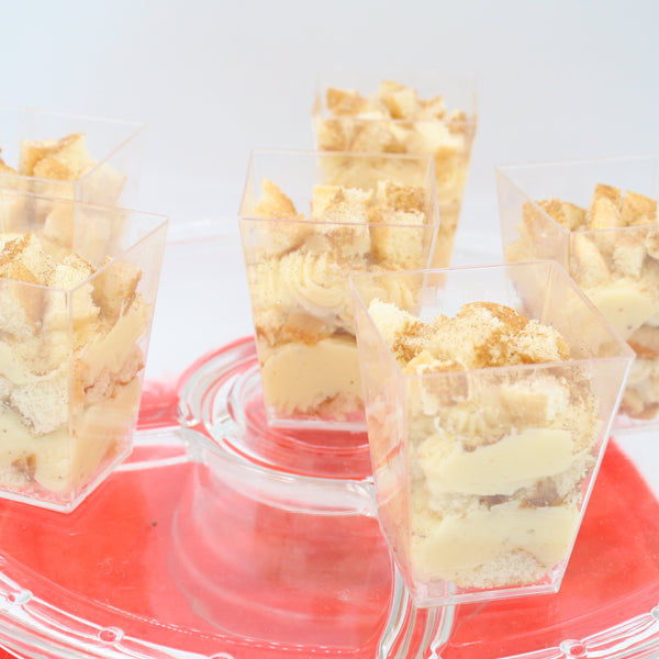 Crema catalana en vasito con soletillas