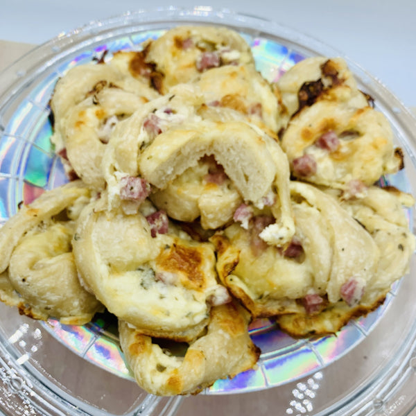 Rollos de pizza carbonara