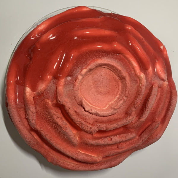 Semifrío grande de red velvet, con queso mascarpone y chocolate blanco