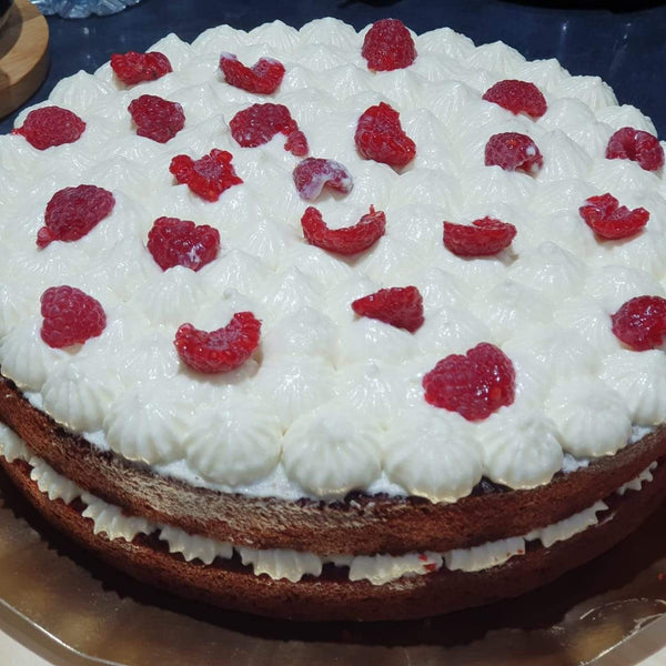 Pastel red velvet con remolacha y frambuesa