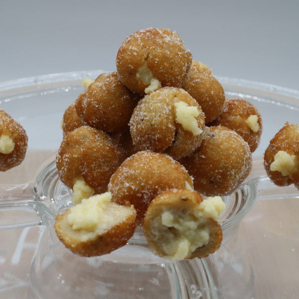 Buñuelos de cuaresma de crema pastelera