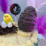 Mona de Pascua grande con huevo de chocolate para compartir